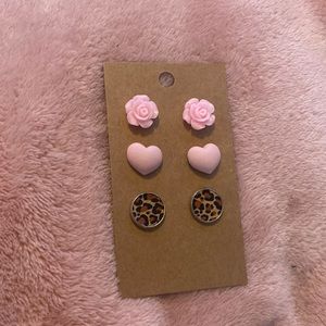 Roses, Hearts and Cheetah Print earrings